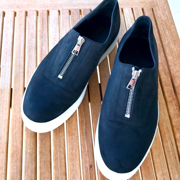 Vince women’s sneakers sz 9 - Picture 3 of 10